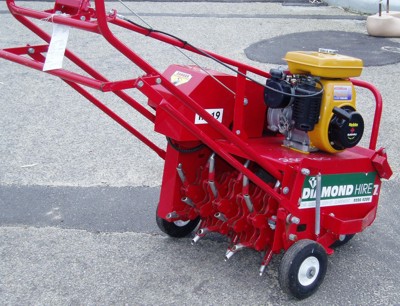 /sites/diamondhirecomau//assets/public/image/ProductListing/Lawn_Corer.JPG